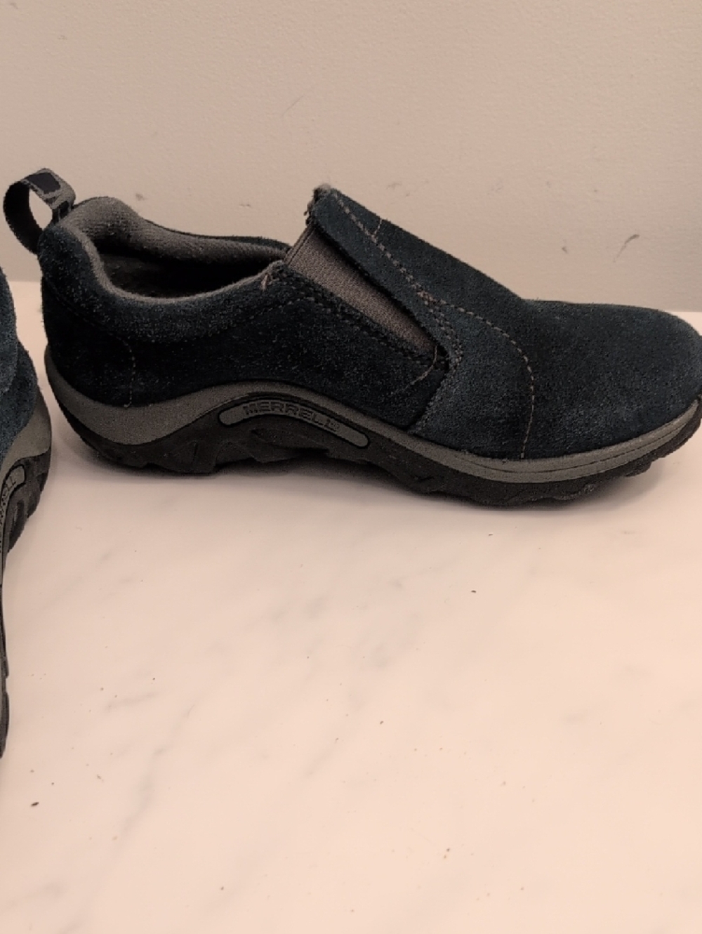 Merrell Jungle Moc Kids Slip-On Suede Loafers in Dark Blue - Picture 2 of 6